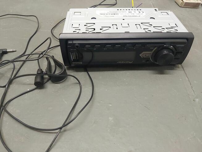 Radio używane Pioneer MVH-29BT