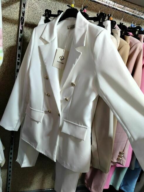 Hit ! Elegancki damski garnitur S i M