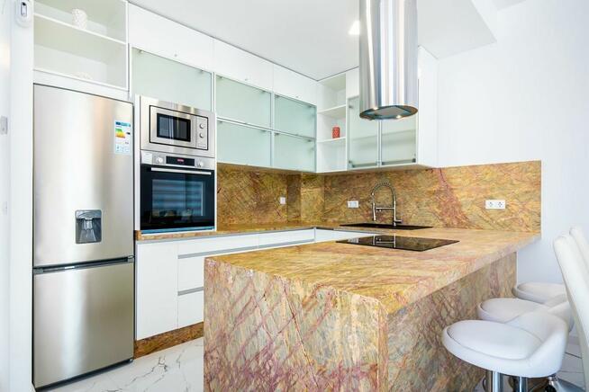 Ekskluzywny nowy kompleks mieszkaniowy w Orihuela Costa