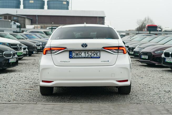 Toyota Corolla Comfort Style Tech Sedan Hybrid