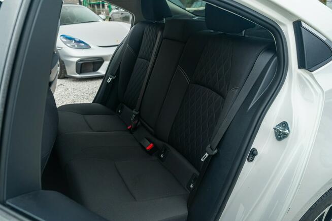 Toyota Corolla Comfort Style Tech Sedan Hybrid