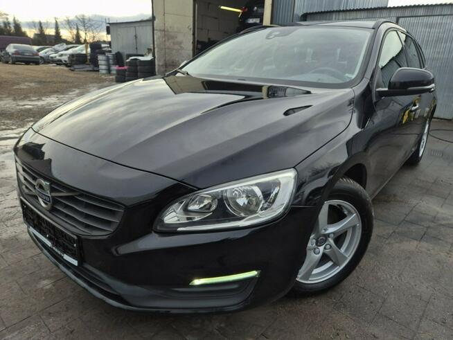 Volvo V60 2.0 D2 KINETIC 120KM NAVI pdc SERWIS bezwypadek 2018