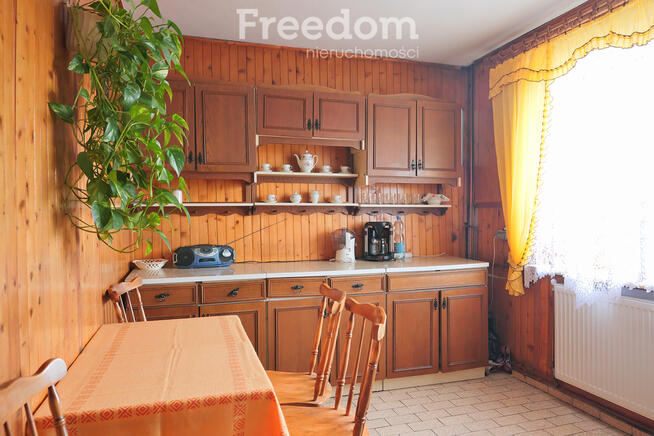 Dom w Jeleniej Górze + warsztat samochodowy