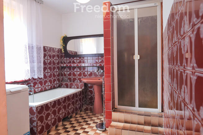 Dom w Jeleniej Górze + warsztat samochodowy