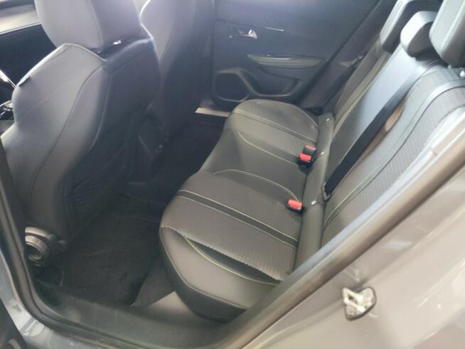 Peugeot 2008 Hybrid GT 145 KM Automat