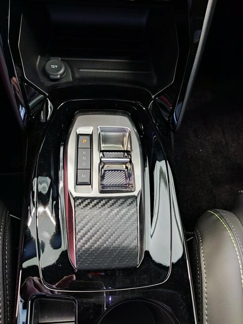 Peugeot 2008 Hybrid GT 145 KM Automat