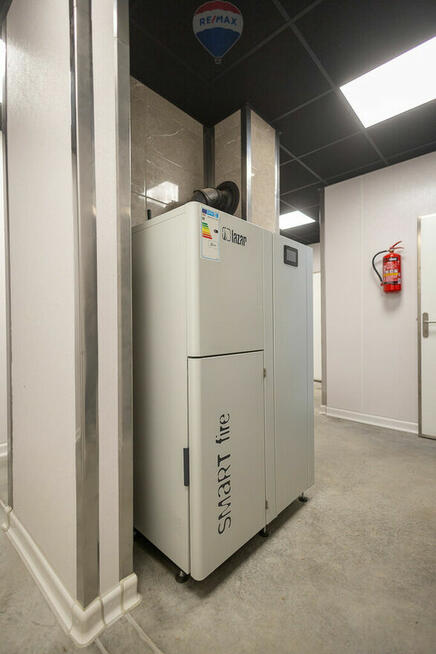 Zakład produkcyjny z domem - Kuków