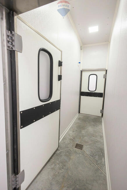 Zakład produkcyjny z domem - Kuków