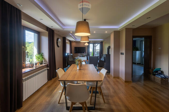 Zakład produkcyjny z domem - Kuków