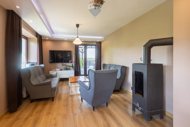 Zakład produkcyjny z domem - Kuków