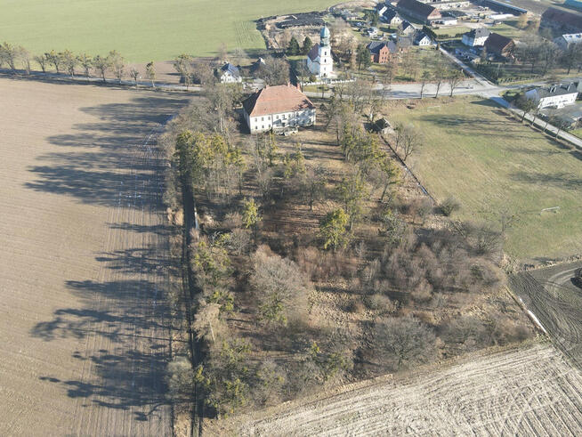 Na Sprzedaż Barokowy Dwór Biskupice, Opolskie.