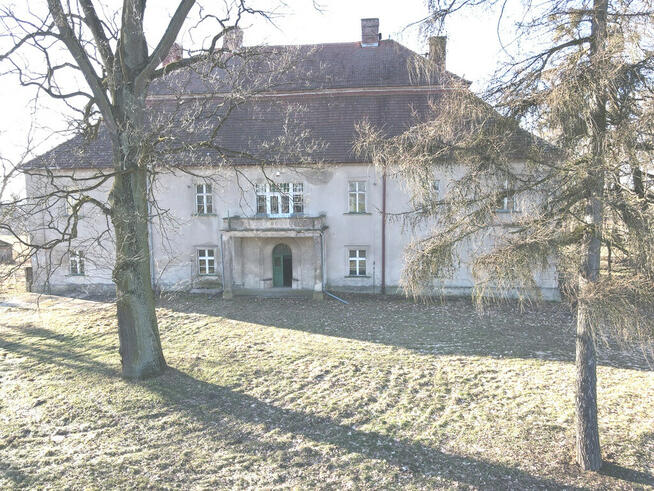 Na Sprzedaż Barokowy Dwór Biskupice, Opolskie.