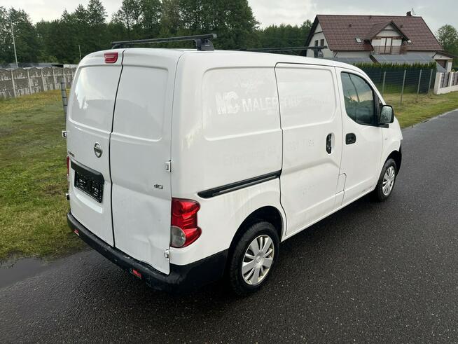 Nissan NV200