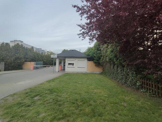 Ciche mieszkanie z ogródkiem i klimatyzacją