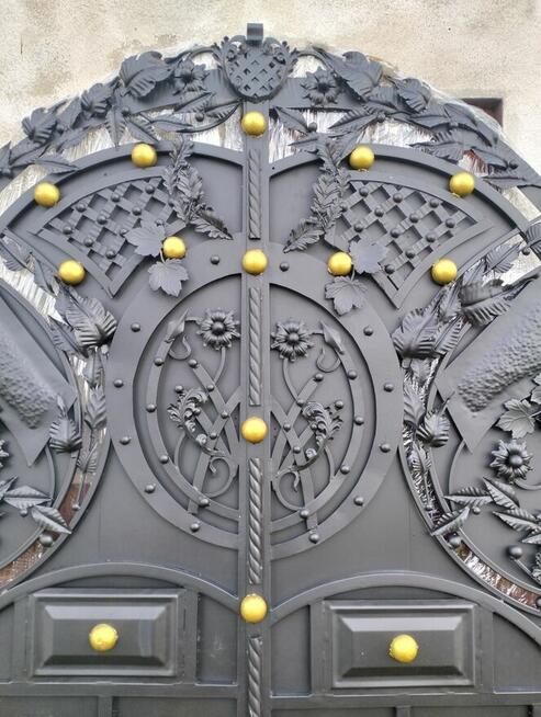 Brama wjazdowa dwuskrzydłowa