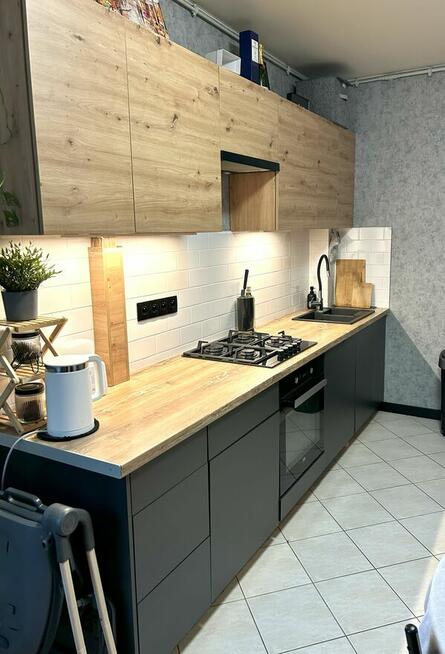 Ciche mieszkanie z ogródkiem i klimatyzacją