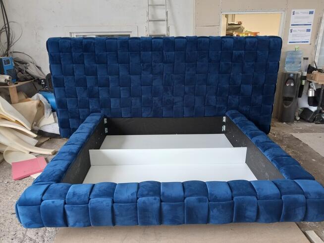 Panele tapicerowane oraz łóżka na wymiar z montażem