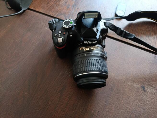 Nikon D3200 / obiektyw VR DX AF-S Nikkor 18-55 55-300