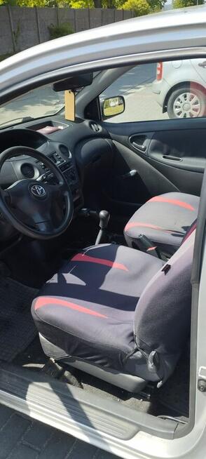 Toyota Yaris 2004r.