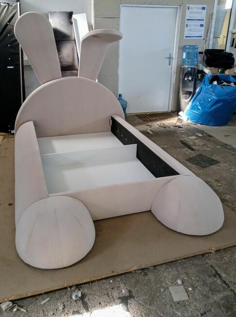 Meble na wymiar oraz renowacja mebli tapicerowanych