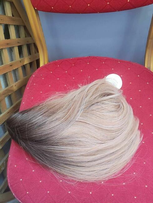 Peruka Ciemny blond pasemka Damska dla Kobiet krótkie włosy