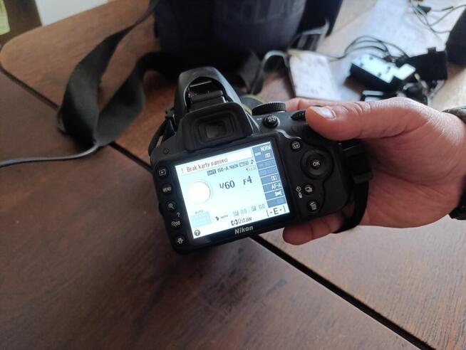 Nikon D3200 / obiektyw VR DX AF-S Nikkor 18-55 55-300