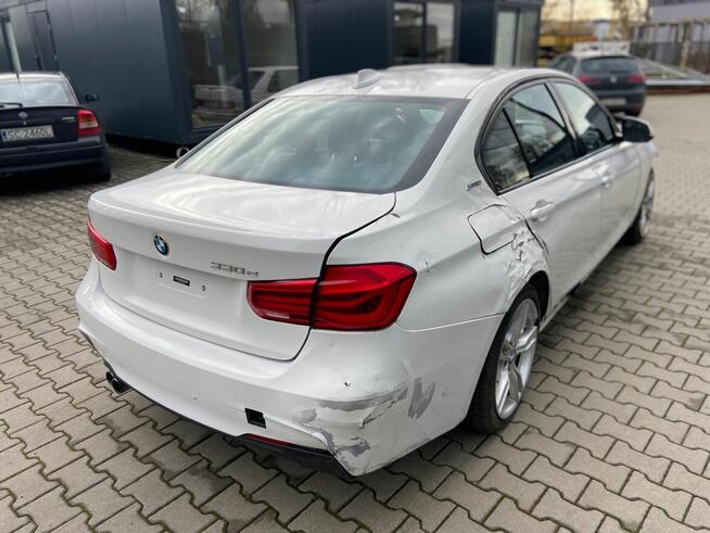 BMW Seria 3 330e M Sport