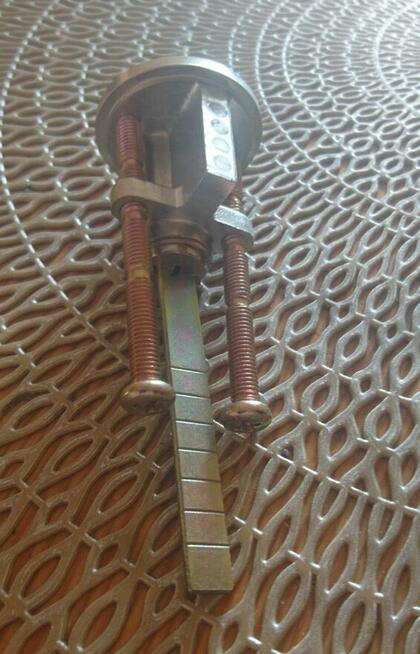 Zamek Yale z kluczami 3szt nowe odbiór Poznań