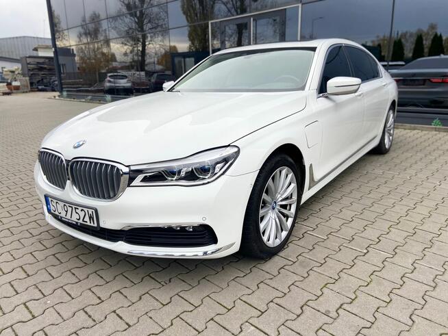 BMW Seria 7 G12 XLe long 4x4 domykanie drzwi