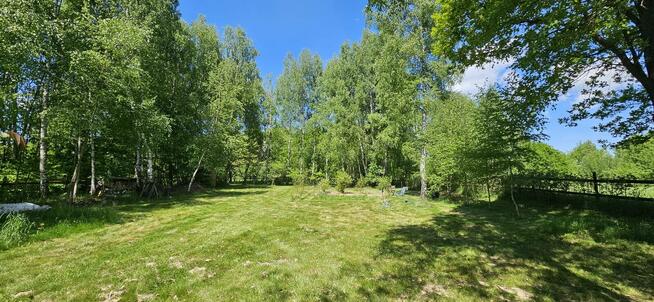 Urokliwa działka 23 ary z domkiem z bali –rezerwat Zimny Dół