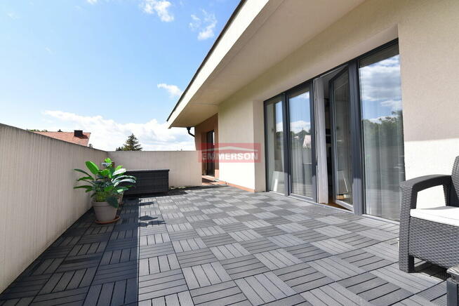 Piękny dwurodzinny dom w Libertowie- 8 pokoi