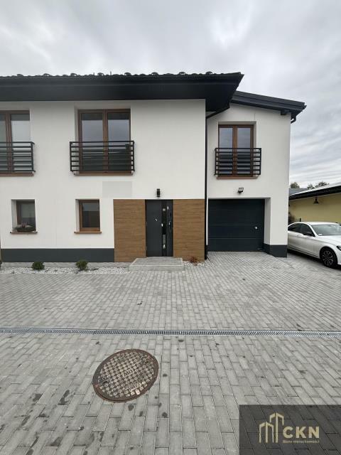 Dom Tarnów, Czereśniowa