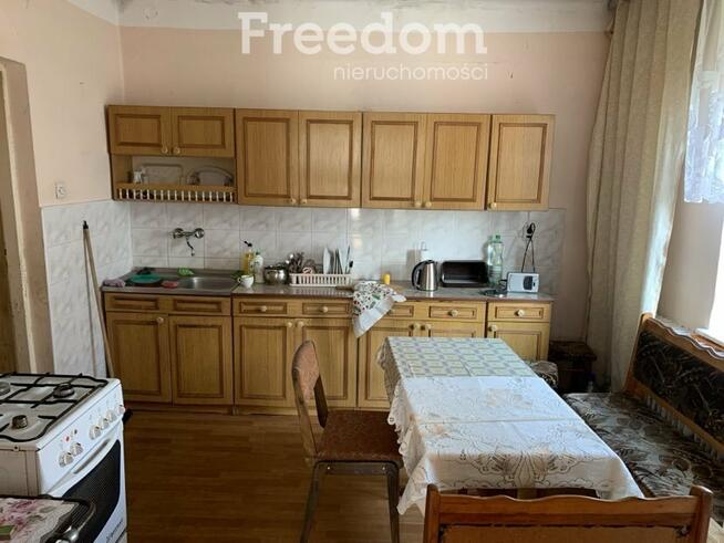 Dom z lat 70 na działce rolnej