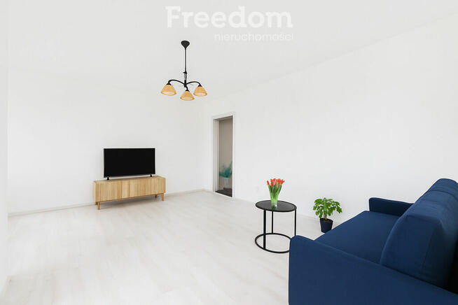 Komfortowe 2 pokoje os. Nowy Horyzont Nowa Cena !