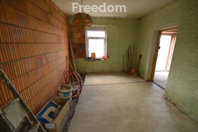 Dzialka inwestycyjno-budowlana w Dębiu