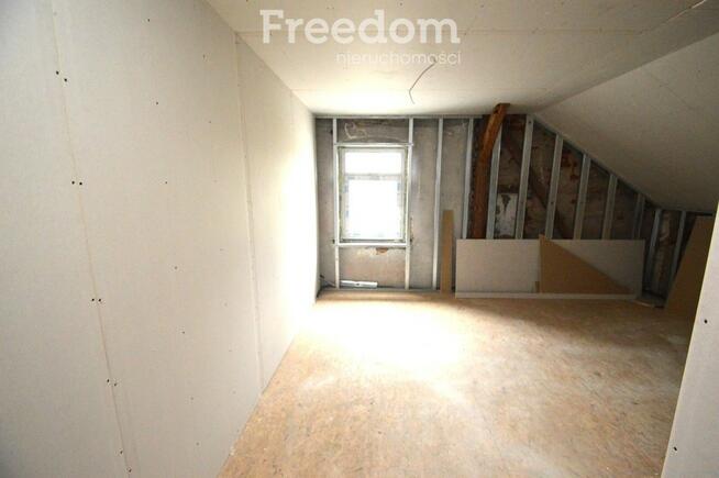 Dzialka inwestycyjno-budowlana w Dębiu