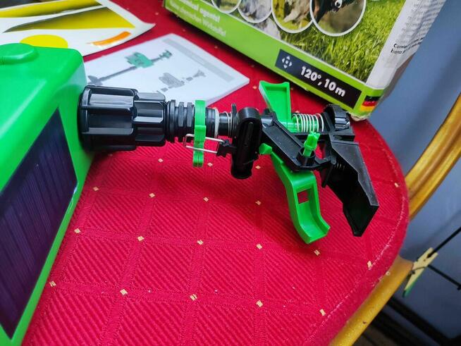 Isotronic Odstraszacz na ptaki koty dziki lisy psy Solarny