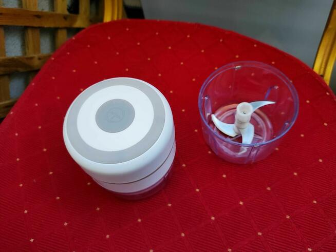 Rozdrabniacz malakser siekacz mikser elektryczny blender