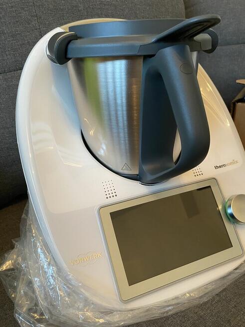 Sprzedam nowego nie używanego thermomixa 6