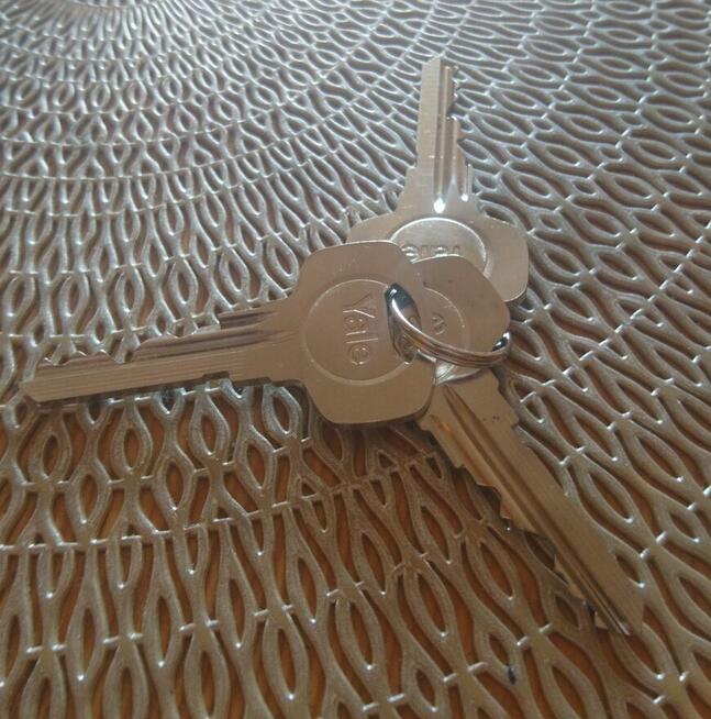 Zamek Yale z kluczami 3szt nowe odbiór Poznań