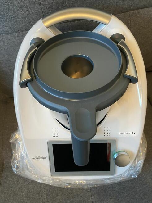 Sprzedam nowego nie używanego thermomixa 6