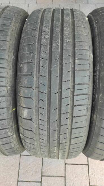 Opony letnie 215/55/17- 350 zł komplet polecam