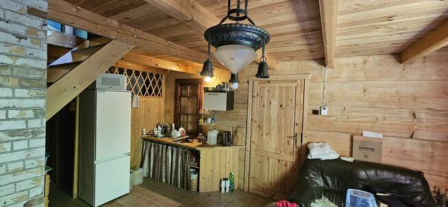 Urokliwa działka 23 ary z domkiem z bali –rezerwat Zimny Dół