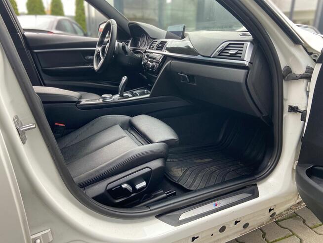 BMW Seria 3 330e M Sport