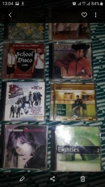 Płyty cd z muzyką różnych rodzajów
