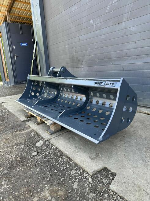 Łyżka skarpowa ażurowa 200cm 6-10,5t