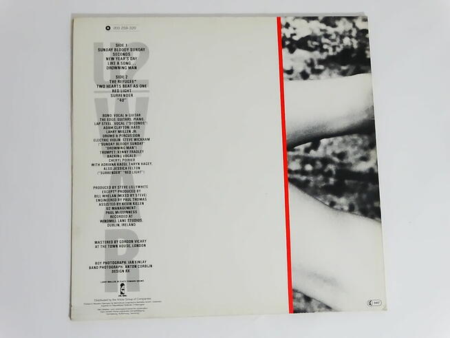 U2 - WAR Label: Island Records – 205 259-320 1983 r.