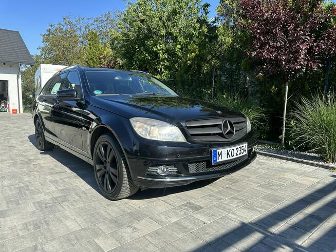 Mercedes C 180 Bardzo zadbana - 100% oryginalny przebieg.