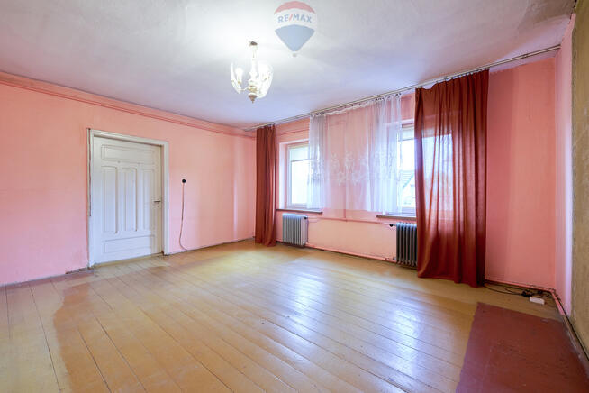 Mieszkanie do remontu, 6 pomieszczeń, pow. 73.5 m²