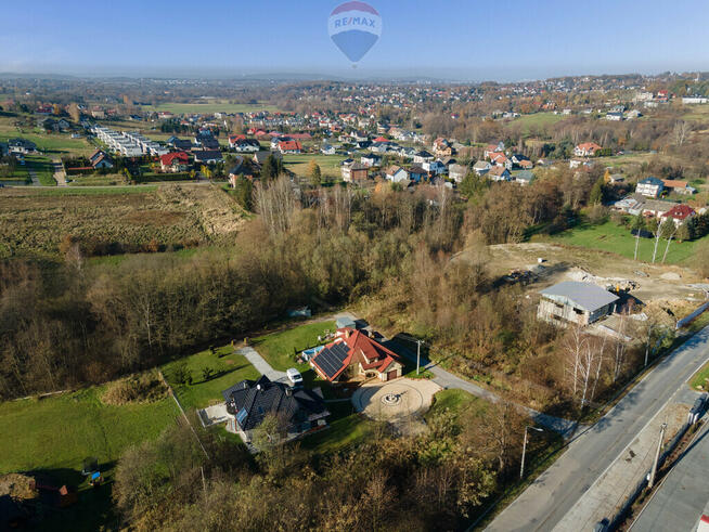 Unikatowy dom w granicach Krakowa – ul. Laurowa